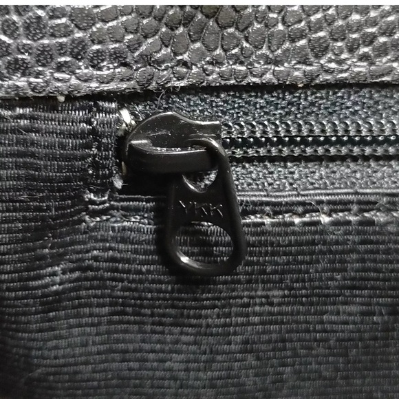 Authentic Givenchy Leather Bag - Preowned - Picture 6 of 10